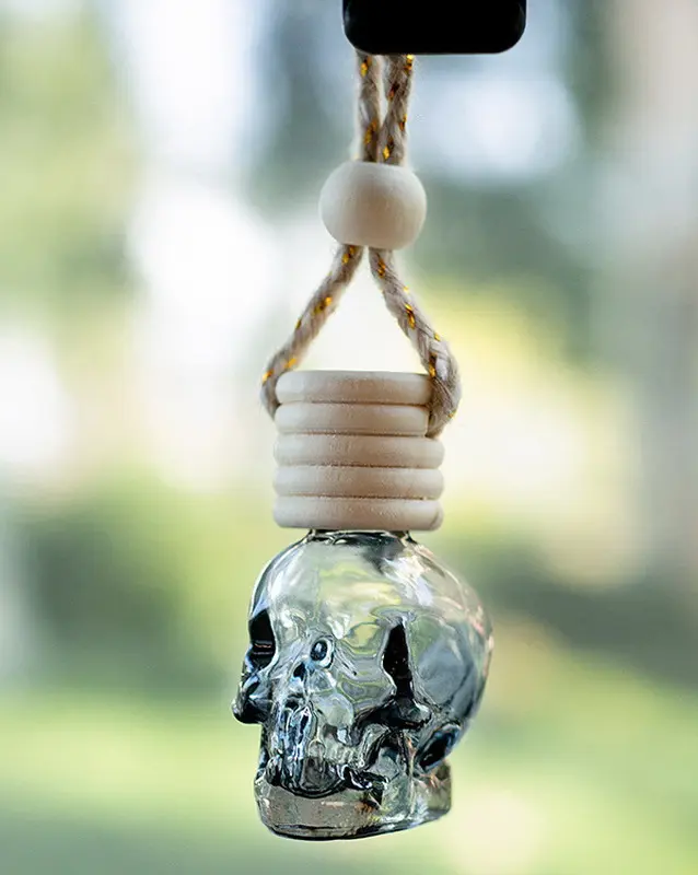 Green-Life car air freshener solutions offering flexible placement options, diverse materials, and customizable designs for automotive fragrance brands and promotional programs.