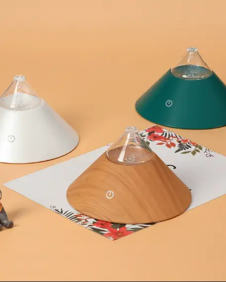 Nebulizing Diffuser 10 Nature Inspired Green-Life Green-Life glass nebulizing diffuser with nature inspired accents, developed for fragrance brands and importers seeking fresh botanical design directions in nebulizing diffuser ranges.