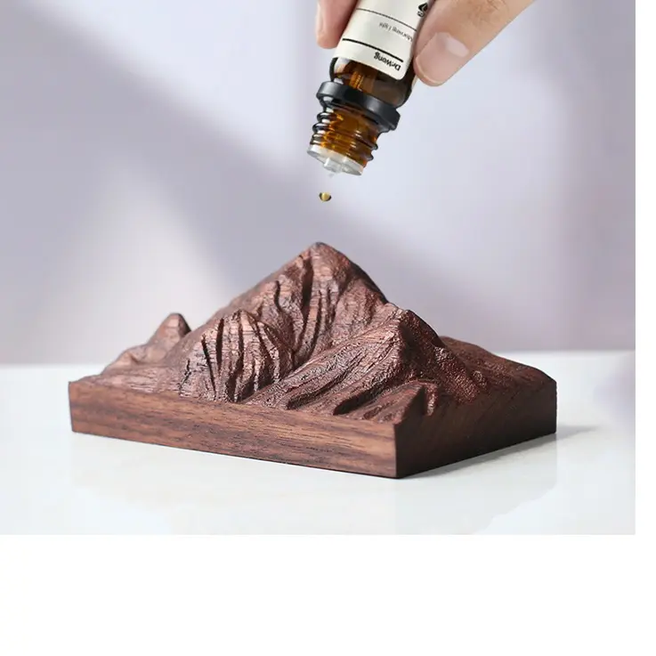 Green-Life passive diffuser designed for natural fragrance diffusion without electricity, featuring ceramic, plaster, diatomite, and wood materials for home, desktop, car, and vehicle scent applications.