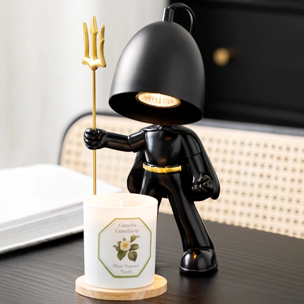 Green-Life metal candle warmer lamp GFCW22E26 with pet and doll design, developed for novelty candle fragrance products and themed retail collections.