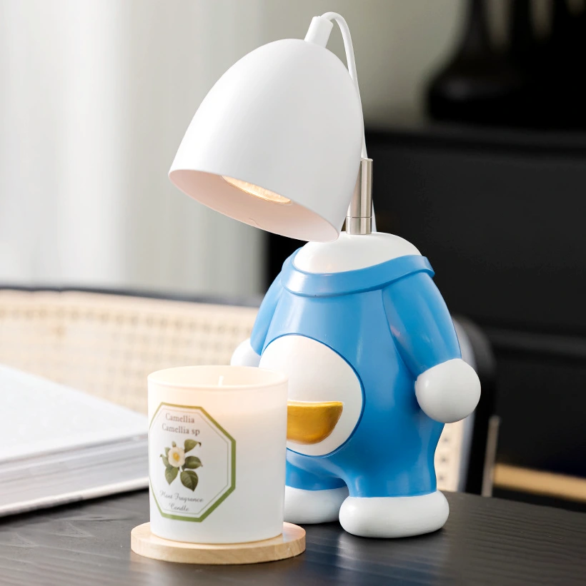 Green-Life metal candle warmer lamp GFCW25E26 with pet and doll design, developed for novelty candle fragrance products and themed retail collections.