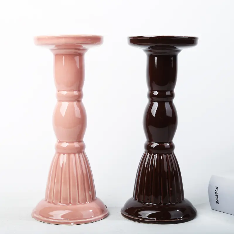 Green-Life ceramic candle stick holder GF25CH820 with holiday themes, suitable for festive campaigns and limited edition candle collections.