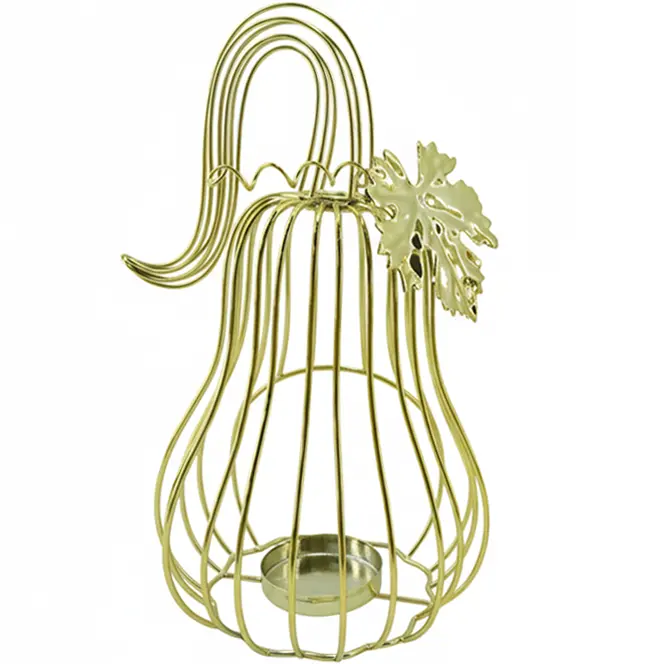 Green-Life metal luminary candle holder GF25CH655 with festive design, suitable for promotional campaigns and seasonal candle product development.
