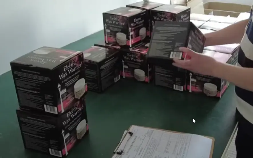 Green-Life performs in-line production inspection and packaging verification for private label aroma wares to ensure stable quality and shipment consistency.