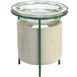 Green-Life ceramic oil burner GL24CO624C with bamboo frame structure designed for stable heat support and natural style fragrance product lines for private label and retail programs.