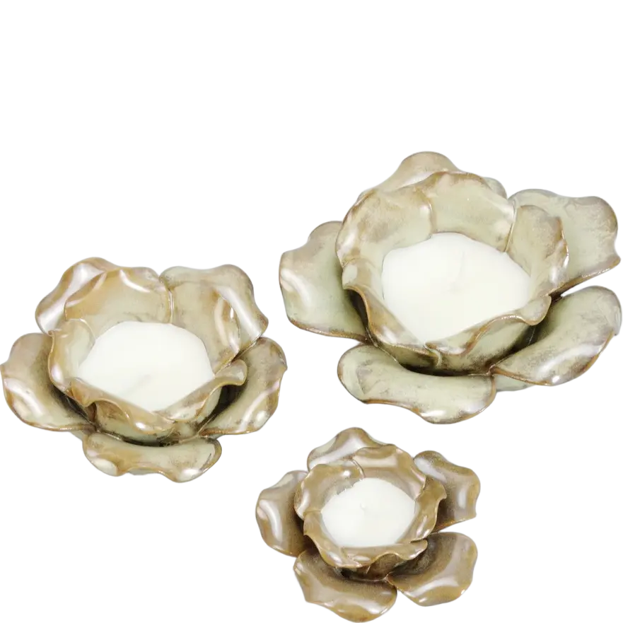 Green-Life ceramic candle jar GF2310273C30 with handcrafted flower decoration, designed for premium fragrance lines requiring detailed artisanal aesthetics and differentiation.