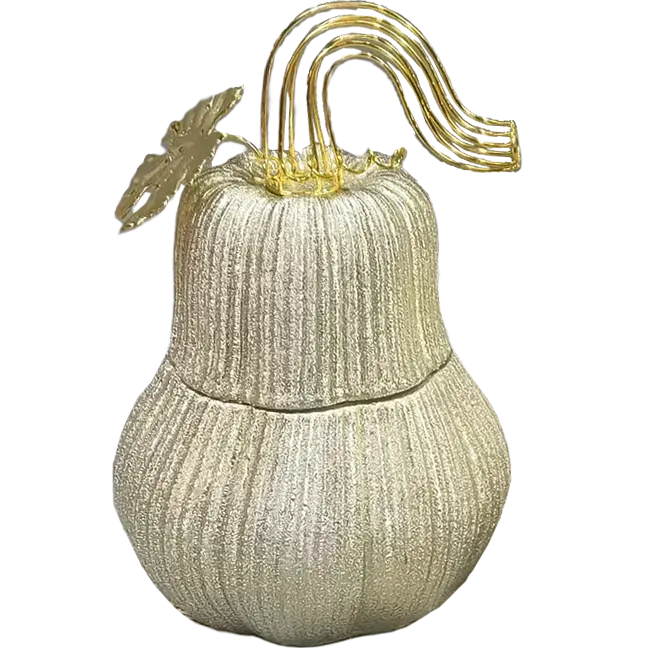 Green-Life ceramic candle jar GF25CJ052 with metal accents, enhancing visual value and scent presentation for gift-oriented and decorative fragrance programs.