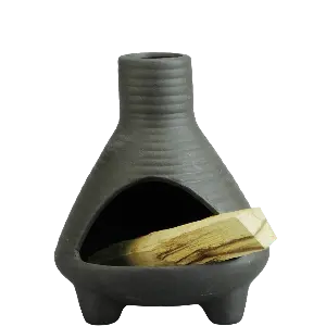 Green-Life ceramic palo santo holder GF24IB887 in traditional style designed for safe wood incense burning in wellness and lifestyle fragrance products