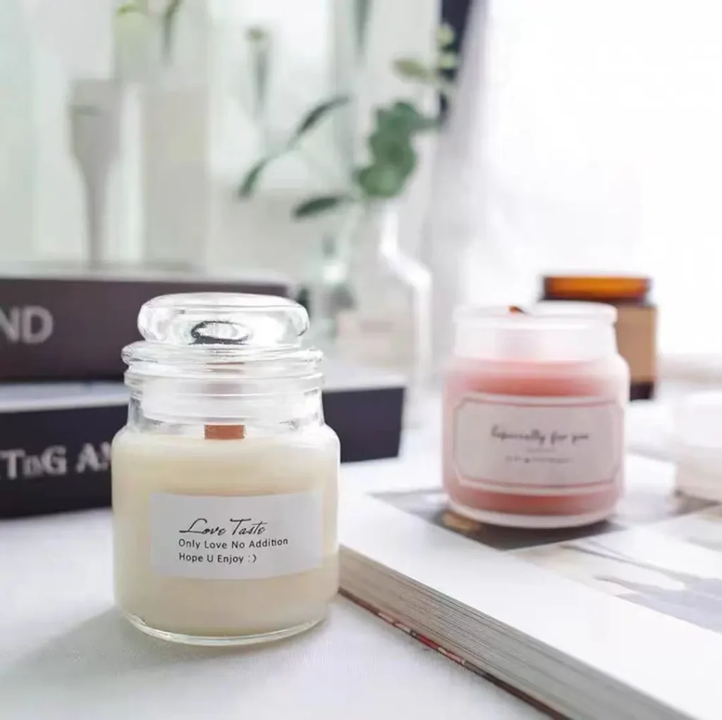 Green-Life glass candle jar GF25CJ021 with simple modern style, supporting versatile fragrance applications and customizable labeling for private label programs.