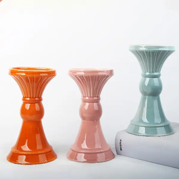 Green-Life ceramic candle stick holder GF25CH823 with holiday themes, suitable for festive campaigns and limited edition candle collections.