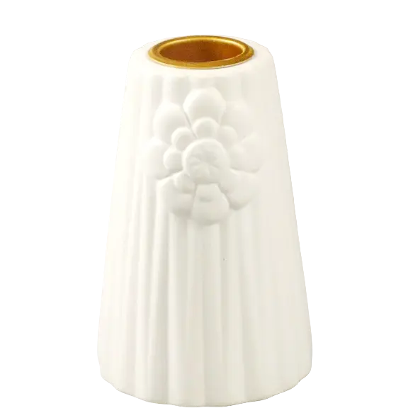 Green-Life ceramic candle stick holder GKC19S0686YAC12 with textured surface, adding tactile value and differentiation for mid to high-end candle product lines.