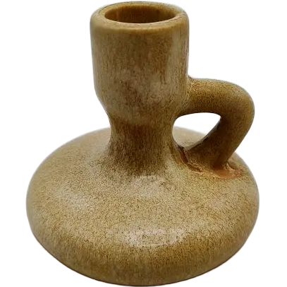 Green-Life ceramic candle stick holder GF25CH906 with sculptural design, supporting artistic candle lines and brand differentiation strategies.