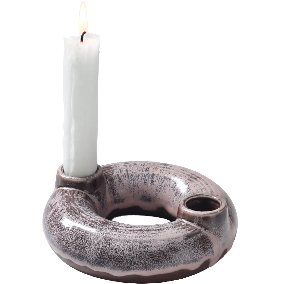 Green-Life ceramic candle stick holder GF25CH920 with sculptural design, supporting artistic candle lines and brand differentiation strategies.