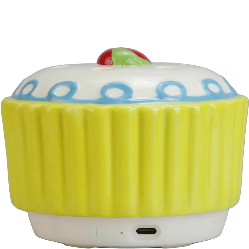 Green-Life color glazed ceramic fan diffuser GL26EF196C developed for retail fragrance collections, combining decorative ceramic craftsmanship with efficient airflow diffusion.