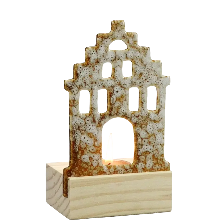 Green-Life ceramic tealight holder GF23F58318DC11 with wood base, offering warm material contrast for lifestyle and natural candle collections.