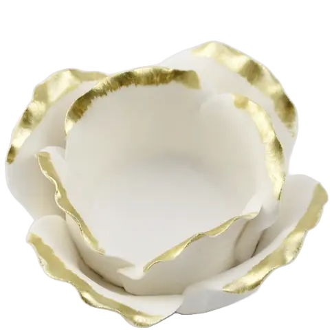 Green-Life ceramic tealight holder GF25CH791 with handcrafted flower design, ideal for gift-oriented candle sets and premium decorative collections.