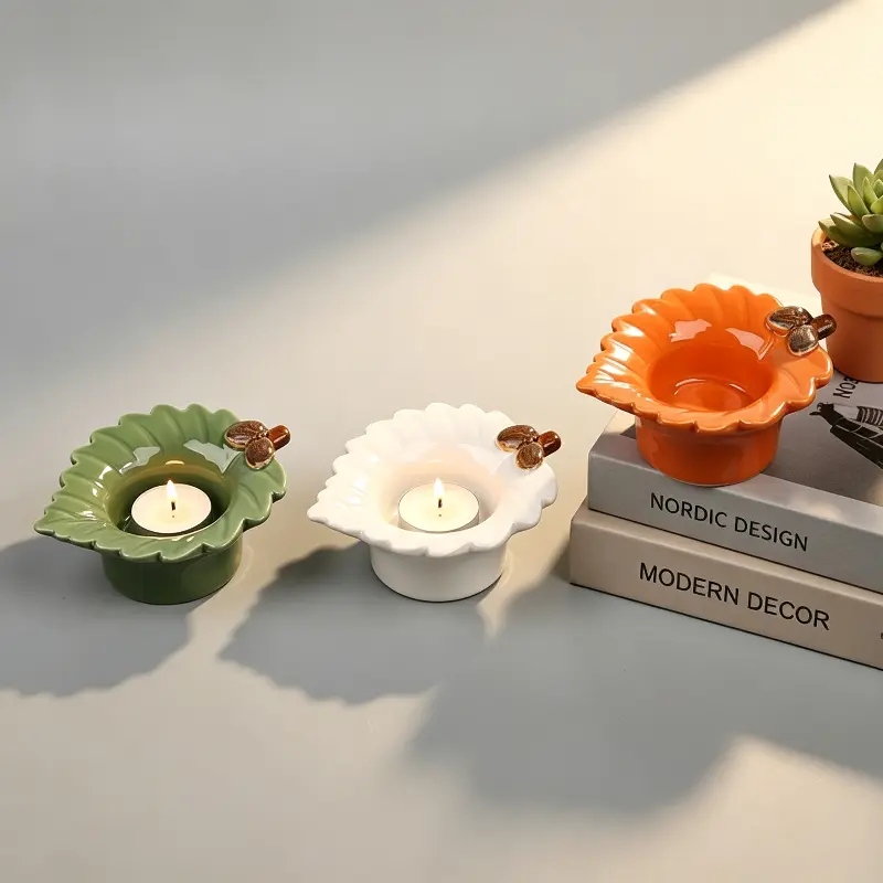 Green-Life ceramic tealight holder GF25CH812 with holiday themes, supporting fast seasonal updates and promotional candle assortments.