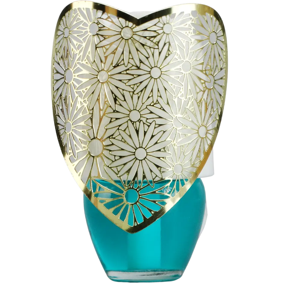 Green-Life metal plug-in air freshener GL24EP1034 with decorative cutout housing combining ambient lighting effect with fragrance diffusion for premium retail scent products.