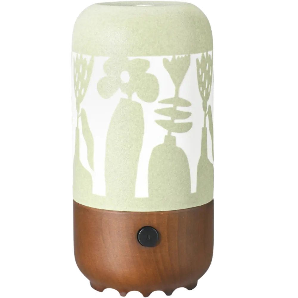 Green-Life ceramic ultrasonic diffuser GF24EA666E11 in Valentine themed styling, developed for seasonal fragrance gifts, promotional product programs, and themed retail launches.