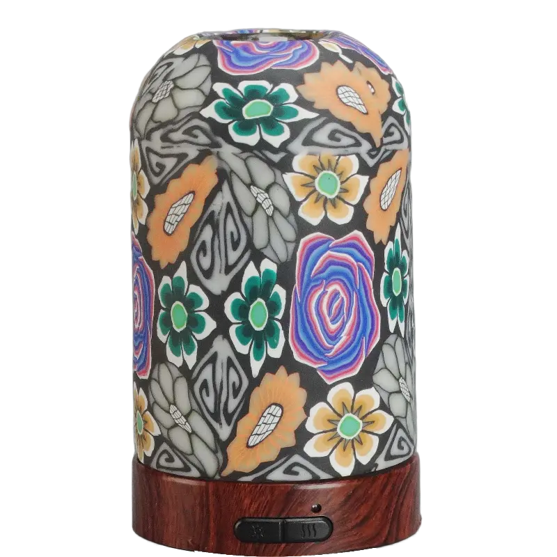 Green-Life glass ultrasonic diffuser GF25EA301E14 with polymer clay decoration, offering handcrafted artistic diffuser concepts for niche fragrance brands and specialty retailers.