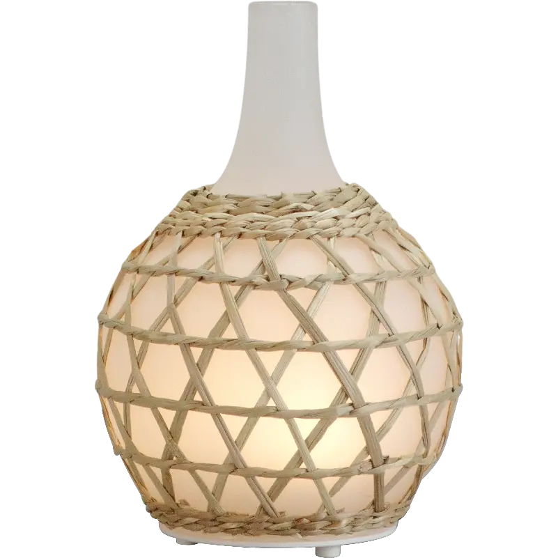 Green-Life glass ultrasonic diffuser GL25EA606 with knitted sleeve cover combining textile texture with ultrasonic aroma diffusion for cozy lifestyle fragrance collections.