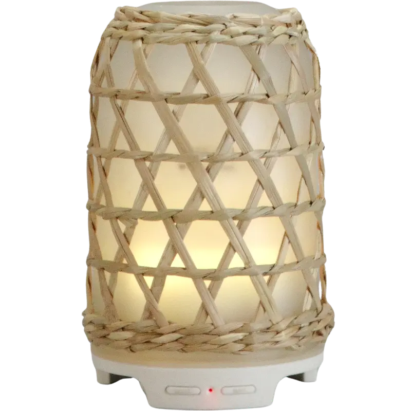 Green-Life glass ultrasonic diffuser GL25EA613 with knitted sleeve cover combining textile texture with ultrasonic aroma diffusion for cozy lifestyle fragrance collections.